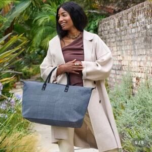 Lulu Dharma Frasier Overnight  Travel Weekend Black White Tote Bag NWT